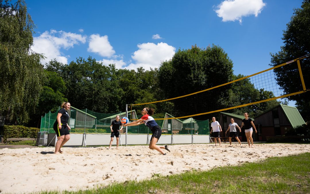 Beach-Volleyball in den Sommerferien